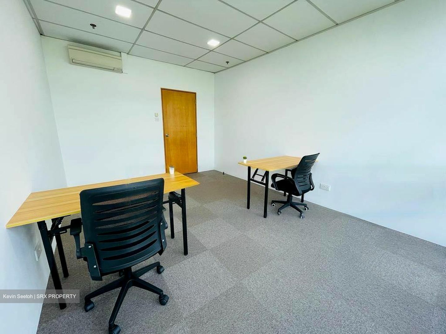 Shun Li Industrial Park (D14), Office #562485571